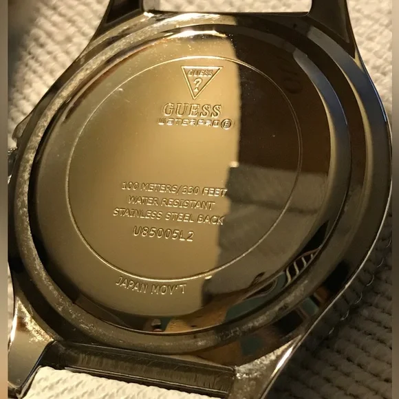 GUESS Ladies Watch - Picture 7 of 7